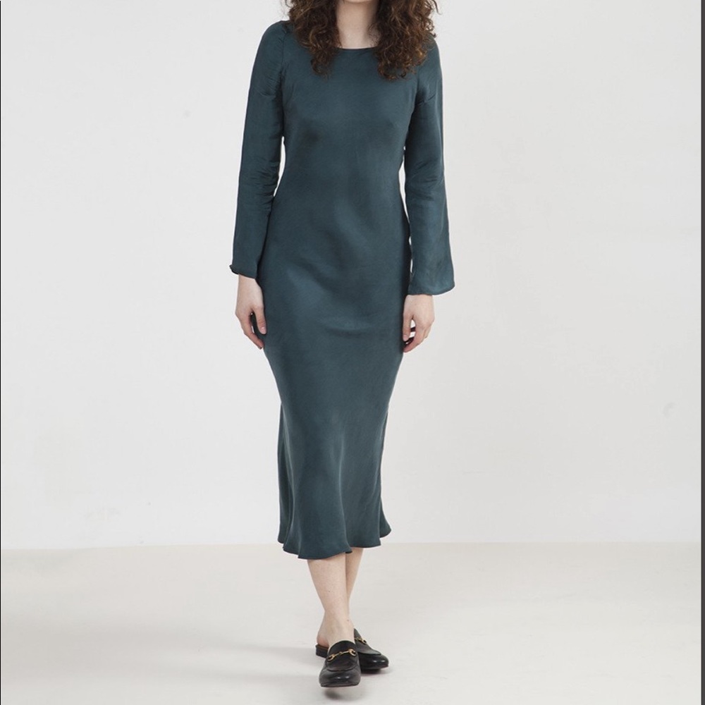 The frock signature slip Envy